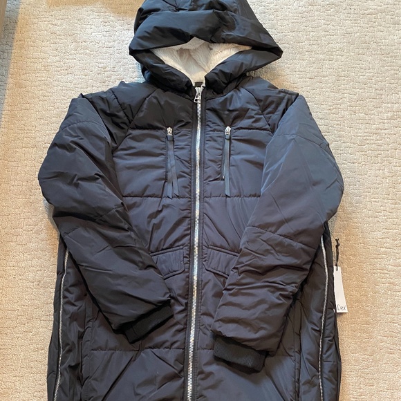 New with tags Dex  winter jacket size small fits over sized - Picture 1 of 1